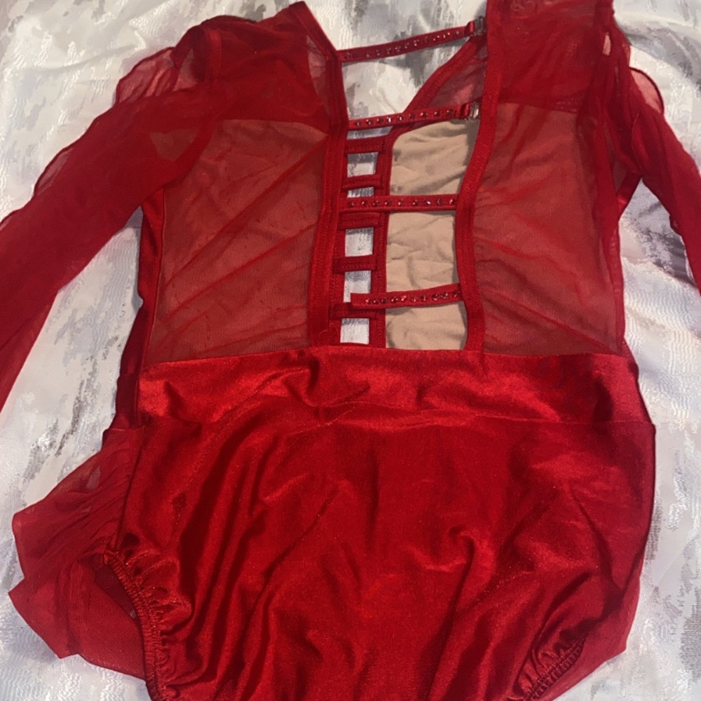 Dance costume - Picture 3 of 4